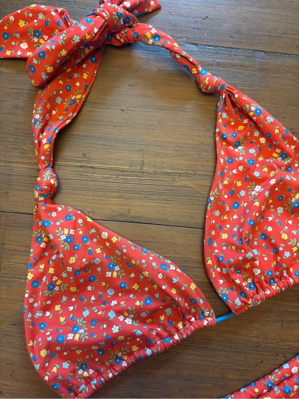 Frankie’s bikinis seaside foam bikini set